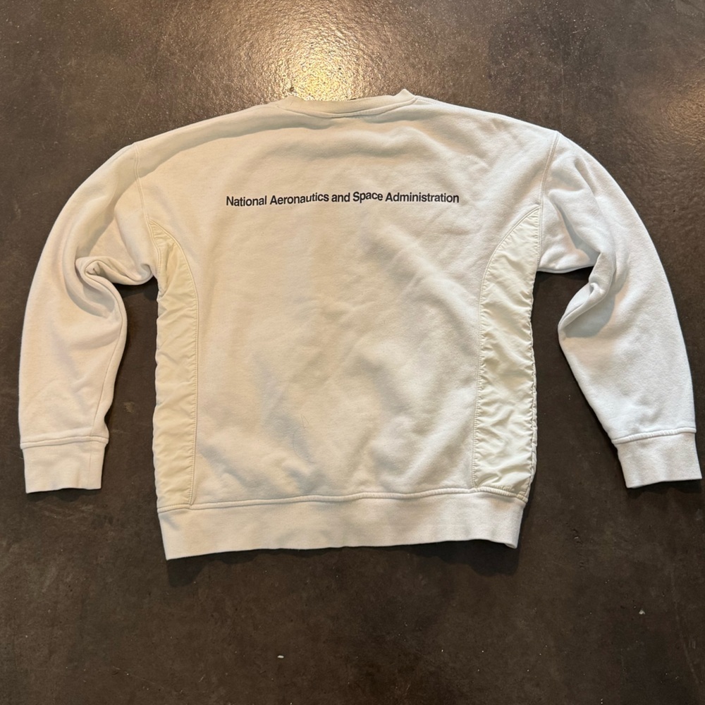 NASA Logo White Sweater - Picture 3 of 7